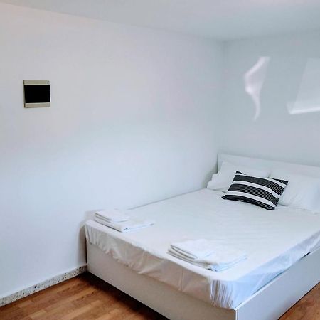 Guest Apartments Лімасол Екстер'єр фото