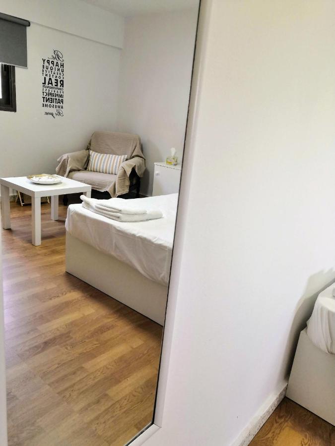 Guest Apartments Лімасол Екстер'єр фото